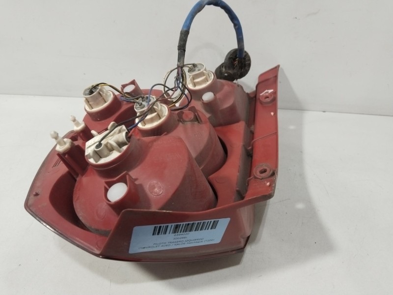 Recambio de piloto trasero izquierdo para chevrolet aveo / kalos hatchback (t200) 1.4 16v referencia OEM IAM 300266L  