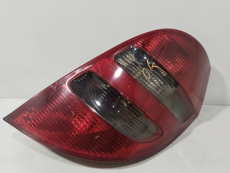 Recambio de piloto trasero derecho para mercedes-benz clase a (w169) a 180 cdi (169.007, 169.307) referencia OEM IAM A1698201064