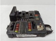Recambio de caja reles / fusibles para renault scénic ii (jm0/1_) 2.0 (jm05, jm0u, jm1n, jm1u, jm2v) referencia OEM IAM 82003060