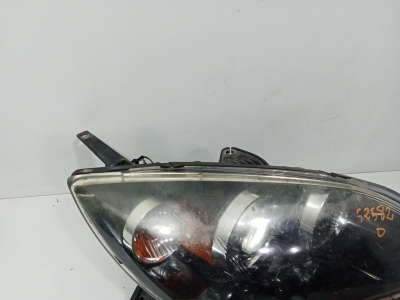 Recambio de faro derecho para mazda 3 (bk) 1.6 di turbo referencia OEM IAM BN8V510K0E  