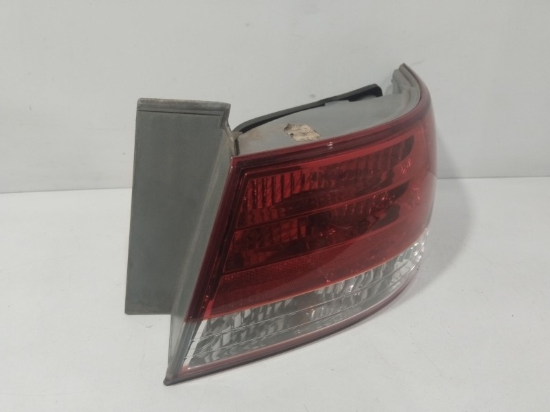 Recambio de piloto trasero derecho para hyundai sonata v (nf) 2.0 crdi referencia OEM IAM 924023K010  