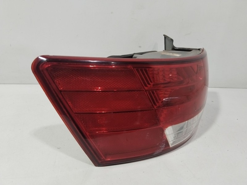 Recambio de piloto trasero izquierdo para hyundai sonata v (nf) 2.0 crdi referencia OEM IAM 924013K010  