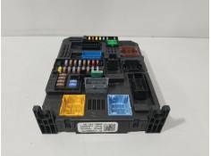 Recambio de caja reles / fusibles para citroën c3 iii (sx) 1.2 puretech 82 referencia OEM IAM 9832880280  
