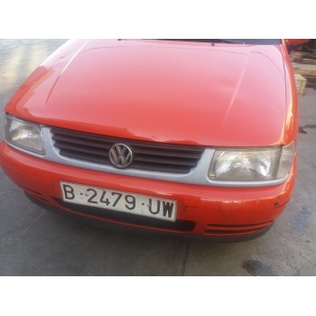 VOLKSWAGEN POLO BERLINA (6N1)