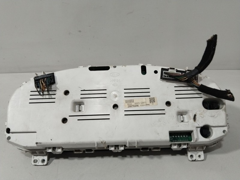 Recambio de cuadro instrumentos para kia carens iii monospace (un) 2.0 crdi 140 referencia OEM IAM 940031D840  