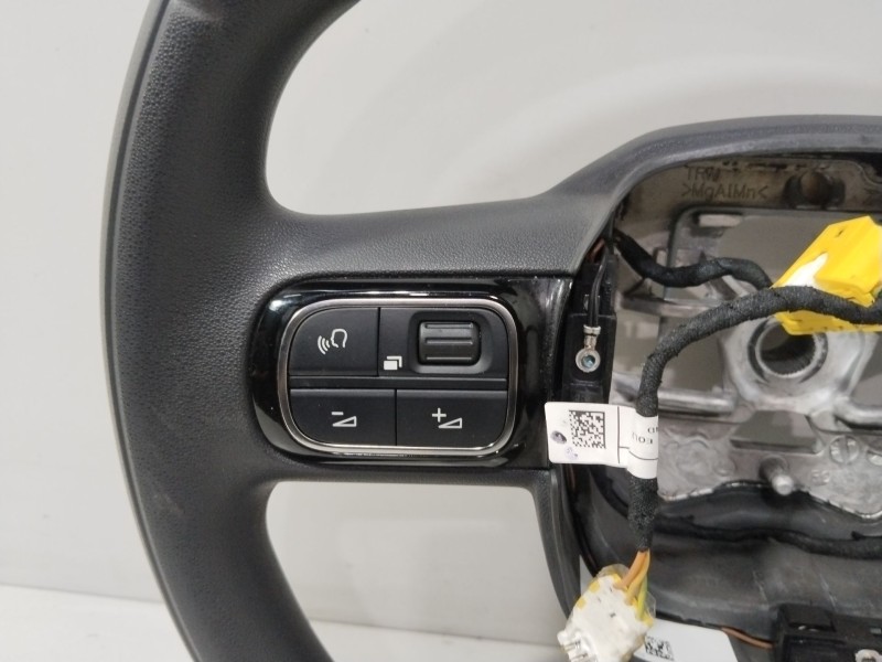 Recambio de volante para citroën c3 iii (sx) 1.2 puretech 82 referencia OEM IAM 34250110  