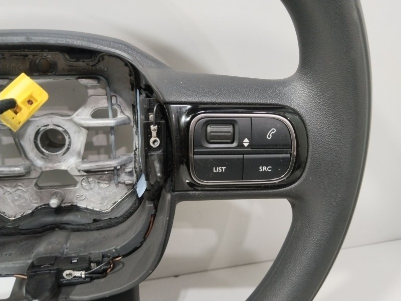 Recambio de volante para citroën c3 iii (sx) 1.2 puretech 82 referencia OEM IAM 34250110  