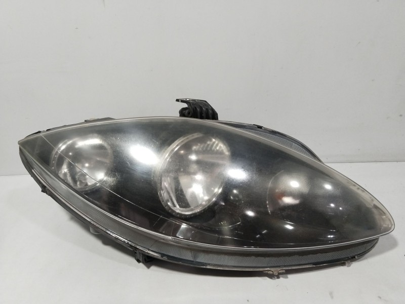 Recambio de faro derecho para seat toledo iii (5p2) 2.0 tdi 16v referencia OEM IAM 5P1941006A  