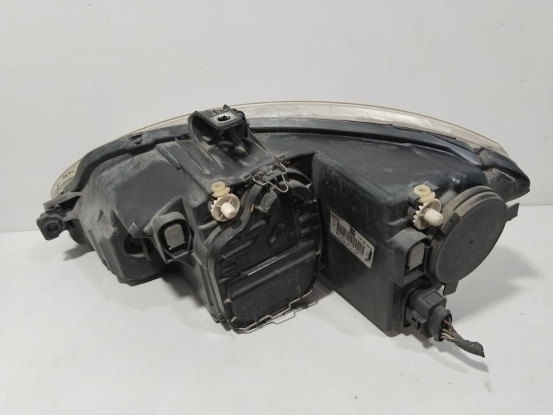 Recambio de faro derecho para seat toledo iii (5p2) 2.0 tdi 16v referencia OEM IAM 5P1941006A  