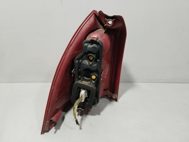 Recambio de piloto trasero derecho para peugeot 307 break (3e) 1.6 hdi 110 referencia OEM IAM 9655768480  