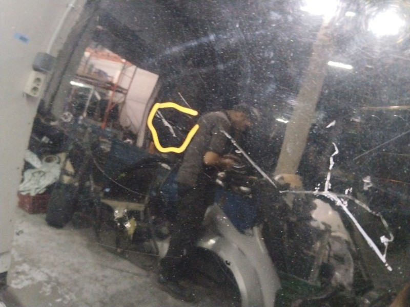 Recambio de capot para kia carens iii monospace (un) 2.0 crdi 140 referencia OEM IAM 664001D010  