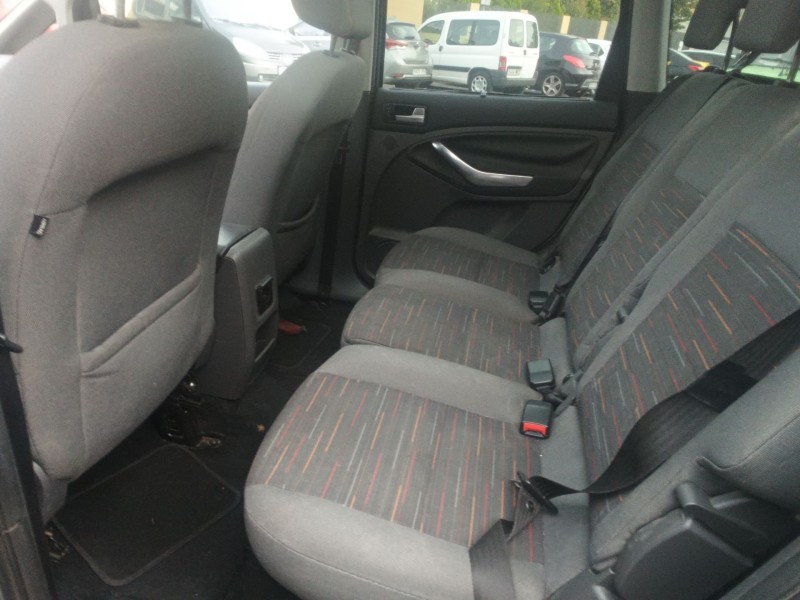 ford c-max (dm2) del año 2010