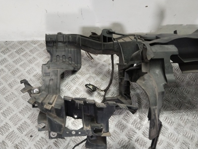 Recambio de panel frontal para mercedes-benz clase a (w169) a 180 cdi (169.007, 169.307) referencia OEM IAM A1696200434  