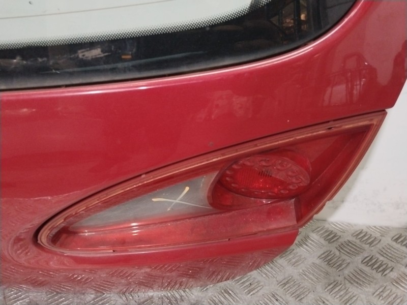 Recambio de porton trasero para seat leon (1p1) 2.0 tdi 16v referencia OEM IAM 1P0827024  ROJO