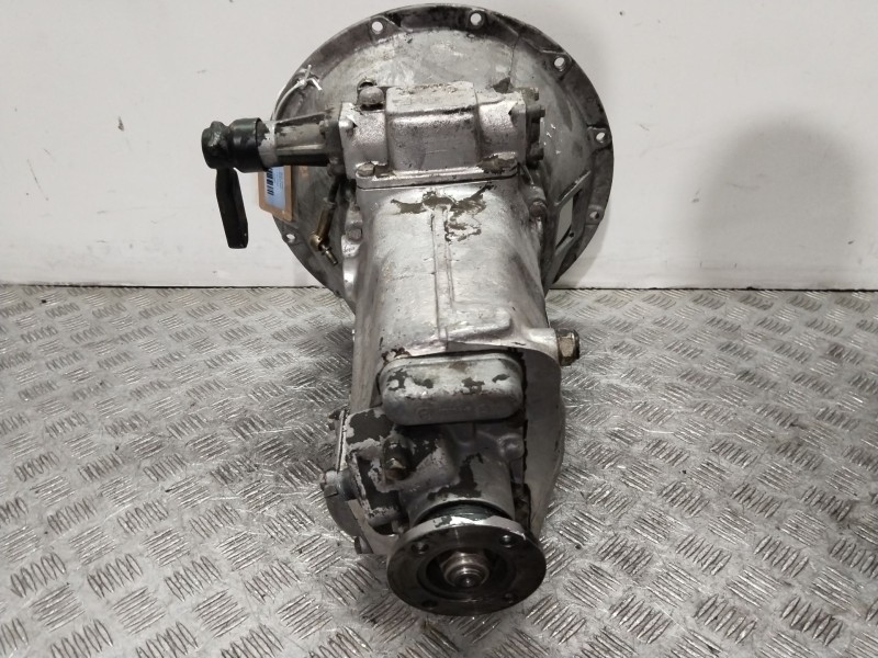 Recambio de caja cambios para nissan trade 4/2953 referencia OEM IAM 63011013C1  