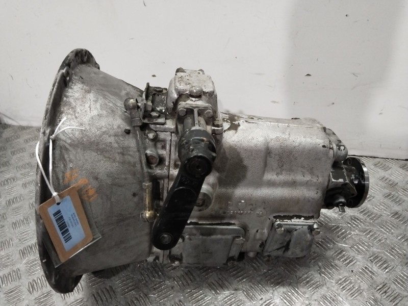 Recambio de caja cambios para nissan trade 4/2953 referencia OEM IAM 63011013C1  