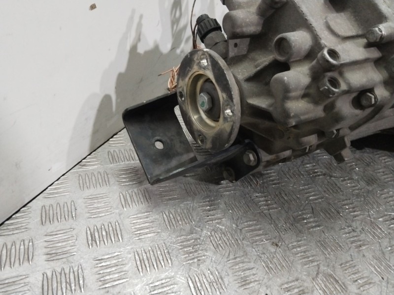 Recambio de caja cambios para iveco daily vi caja/chasis 33s12, 35s12, 35c12 referencia OEM IAM 8870879  