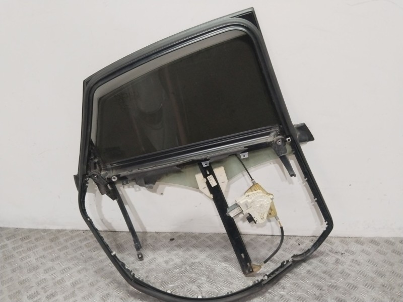 Recambio de elevalunas trasero izquierdo para audi a6 avant (4f5) 2.0 tdi referencia OEM IAM   