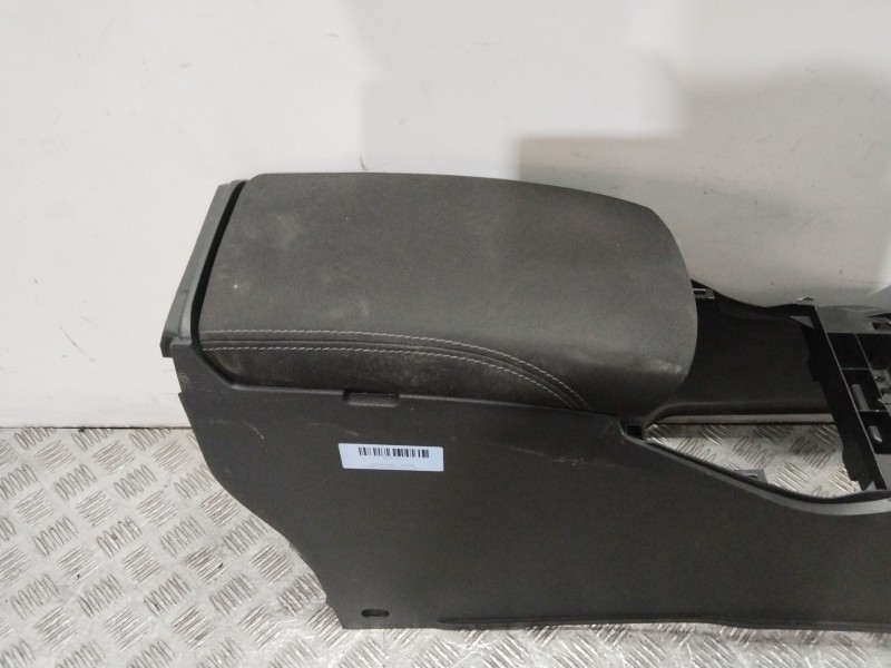 Recambio de apoyabrazos central para nissan qashqai ii (j11, j11_) 1.2 dig-t referencia OEM IAM   