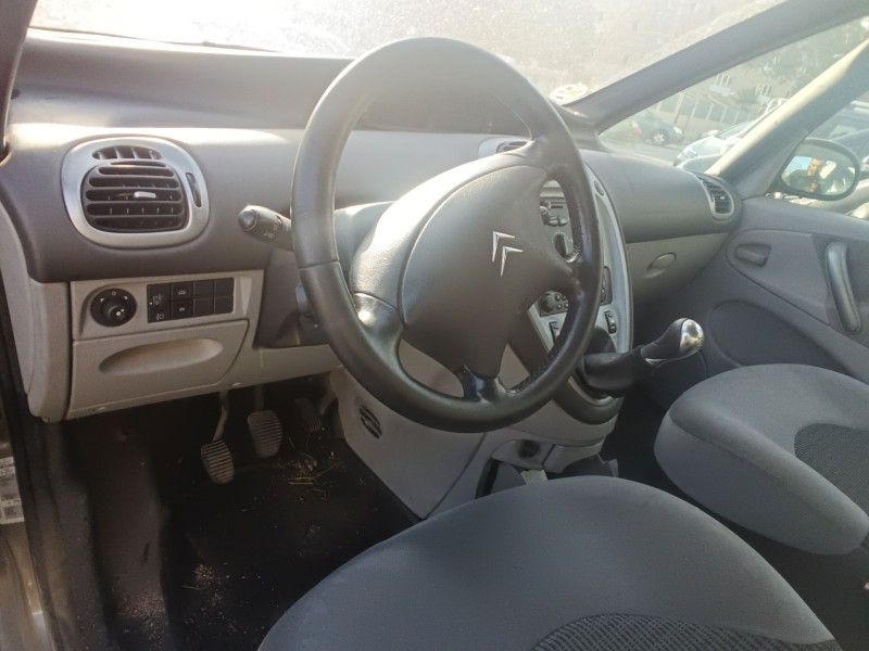 citroën xsara picasso (n68) del año 2009