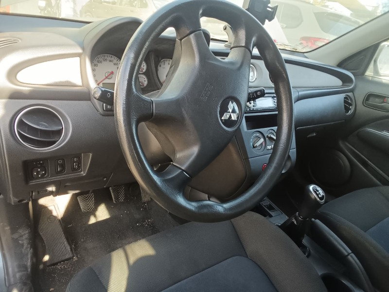 mitsubishi outlander i (cu_w) del año 2004