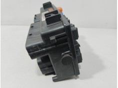 Recambio de caja reles / fusibles para opel corsa d (s07) 1.3 cdti (l08, l68) referencia OEM IAM 13217394EH   2