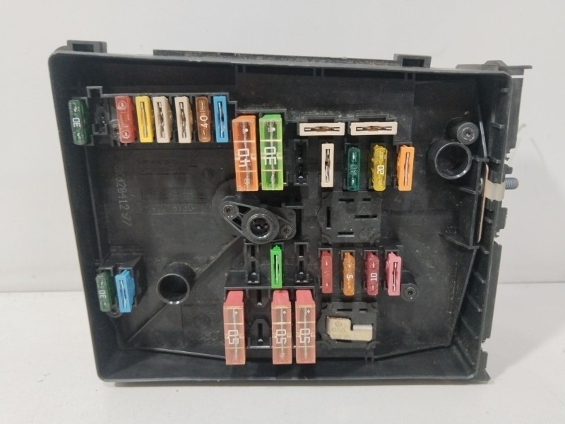 Recambio de caja reles / fusibles para seat altea xl (5p5, 5p8) 1.6 tdi referencia OEM IAM 1K0937124H  