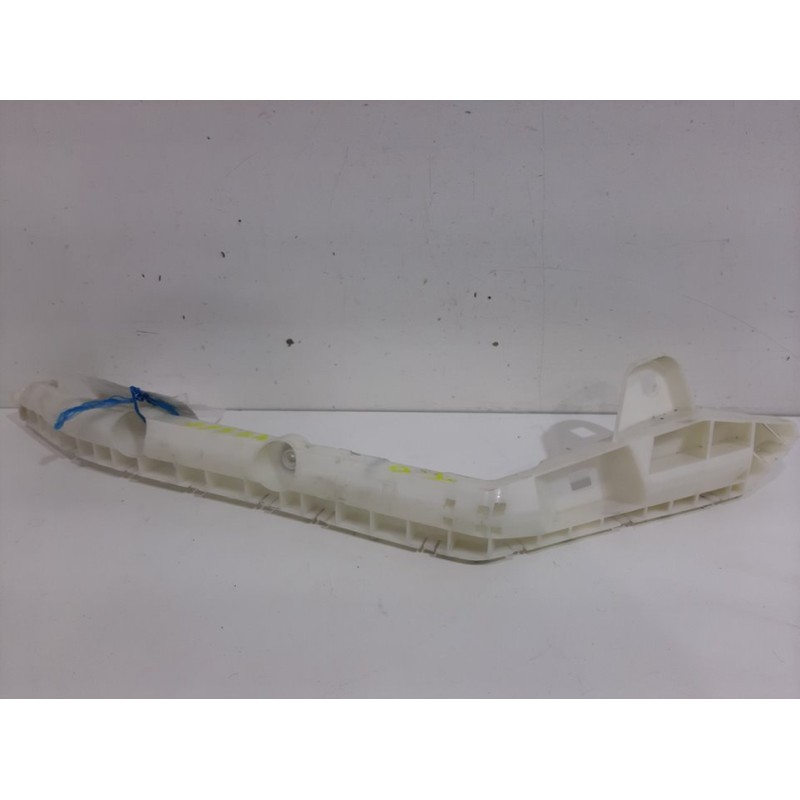 SOPORTE PARAGOLPES DELANTERO 852263NA0A 852263NA0A  - imagen 1