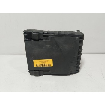 CAJA RELES / FUSIBLES 1K0937804G 1K0937124K 