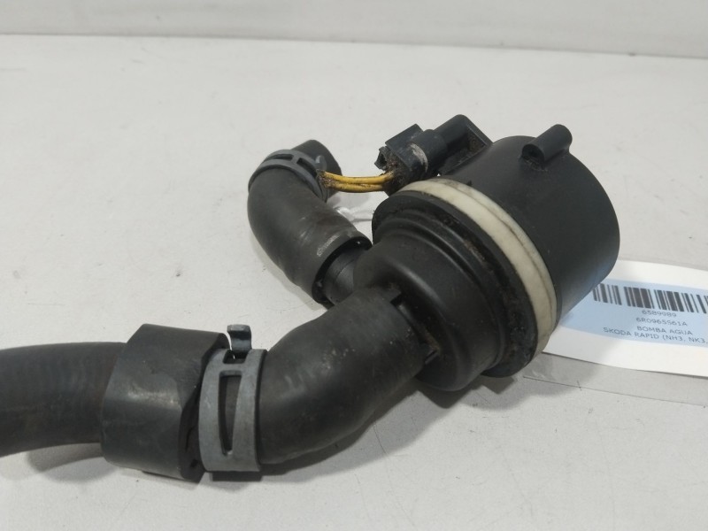 Recambio de bomba agua para skoda rapid (nh3, nk3, nk6) 1.6 tdi referencia OEM IAM 6R0965561A  