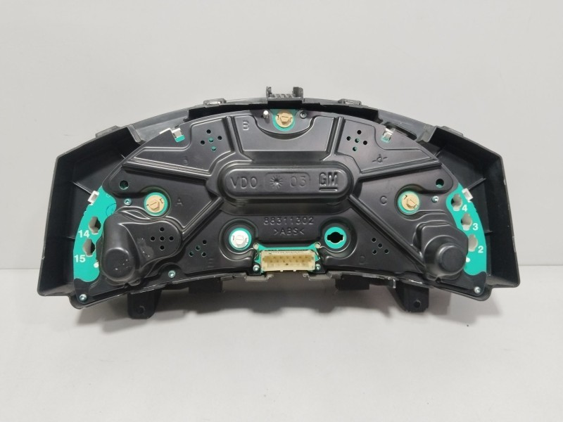 Recambio de cuadro instrumentos para opel meriva a monospace (x03) 1.8 (e75) referencia OEM IAM 13163913DH  