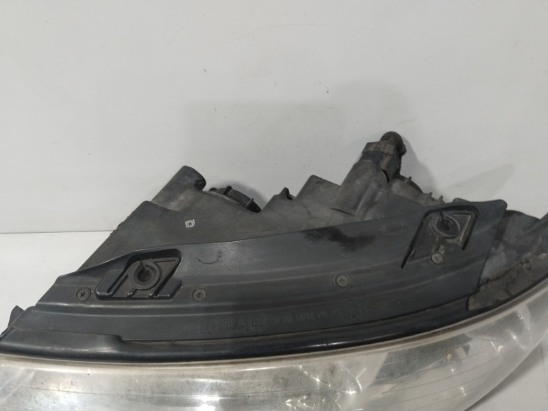 Recambio de faro izquierdo para hyundai sonata v (nf) 2.0 crdi referencia OEM IAM 921013KXXX  