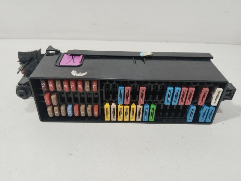 Recambio de caja reles / fusibles para seat ibiza iv (6j5, 6p1) 1.4 referencia OEM IAM 6R0937548F  