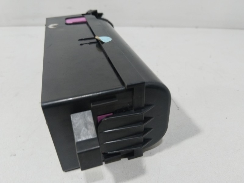 Recambio de caja reles / fusibles para seat ibiza iv (6j5, 6p1) 1.4 referencia OEM IAM 6R0937548F  