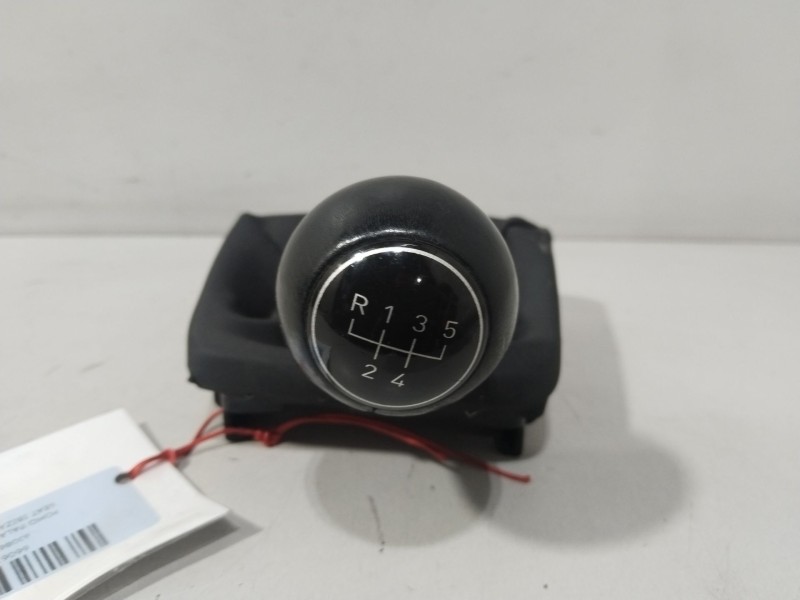 Recambio de pomo palanca cambio para seat ibiza iv (6j5, 6p1) 1.4 referencia OEM IAM 6J0863279  