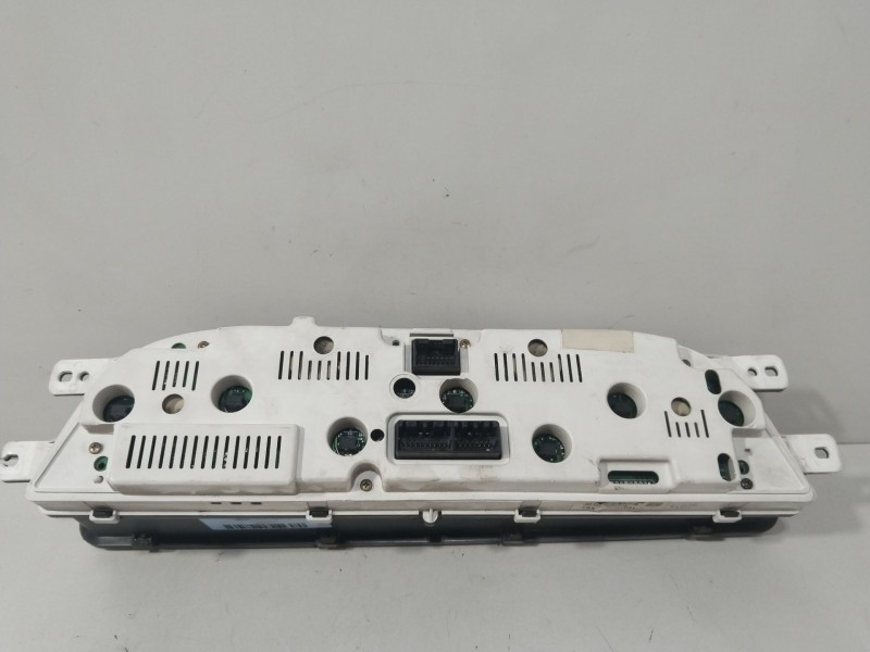 Recambio de cuadro instrumentos para ssangyong rodius i 2.7 xdi 4wd referencia OEM IAM 8020021100  