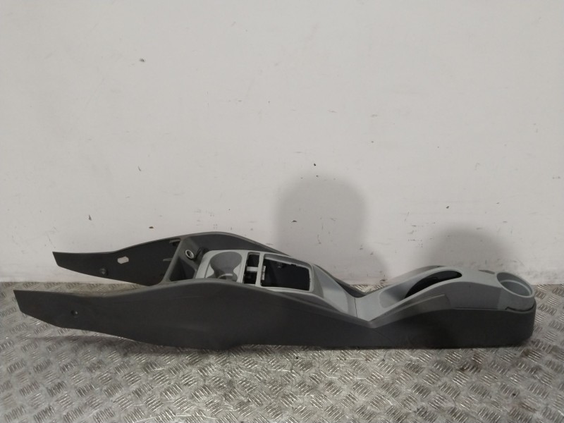 Recambio de consola central para seat ibiza iv (6j5, 6p1) 1.4 referencia OEM IAM 6J0863243  