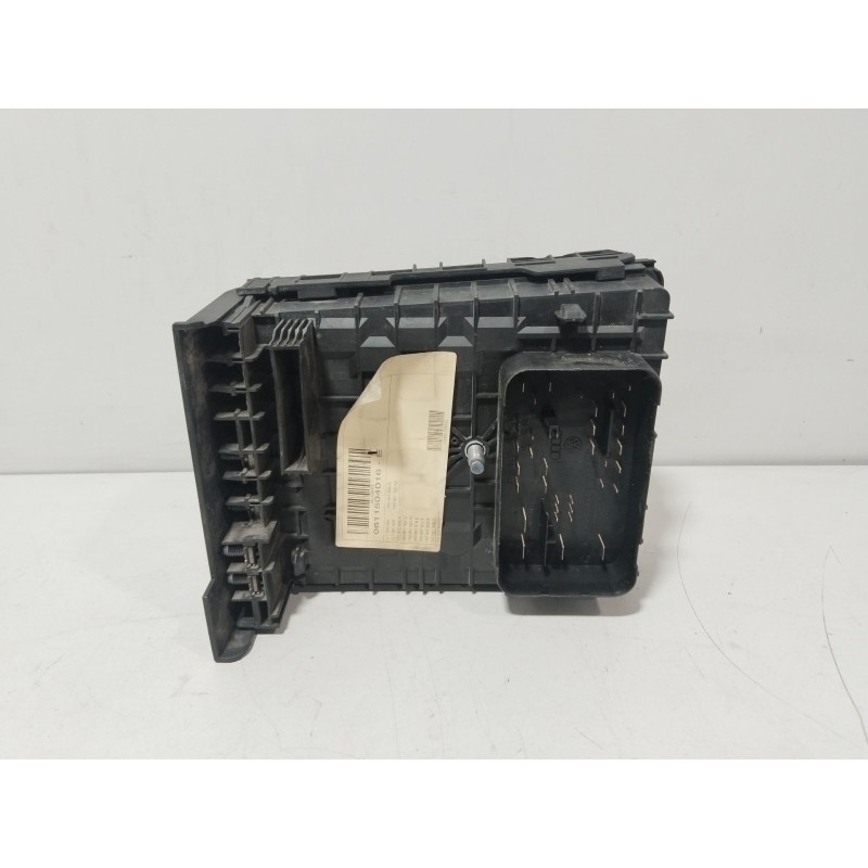 CAJA RELES / FUSIBLES 1K0937804G 1K0937124K  - imagen 2