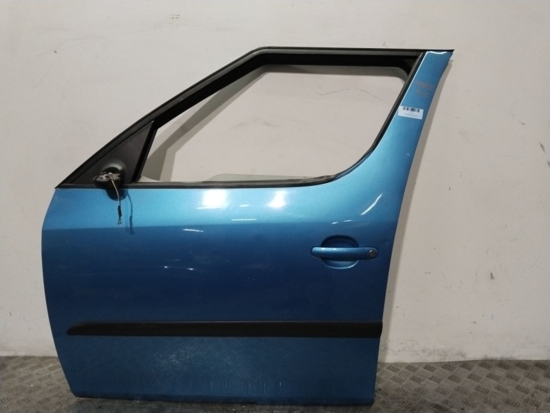 Recambio de puerta delantera izquierda para skoda roomster (5j7) 1.4 tdi referencia OEM IAM 5J7831055  