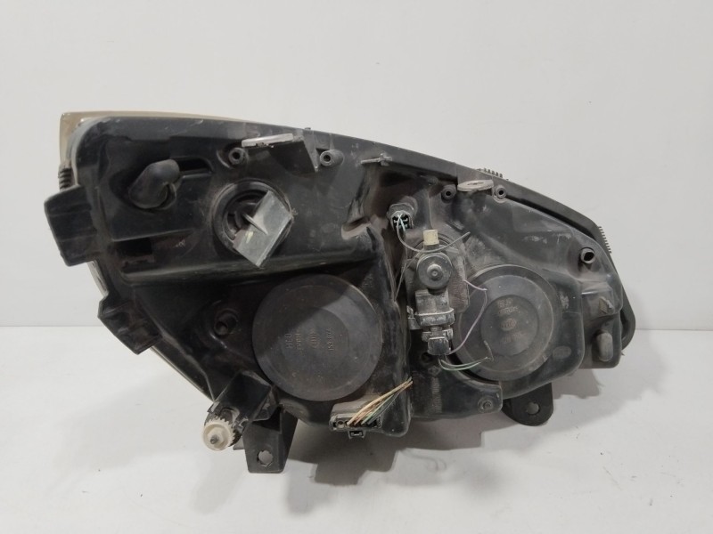 Recambio de faro izquierdo para renault megane ii berlina 3p confort dynamique referencia OEM IAM   