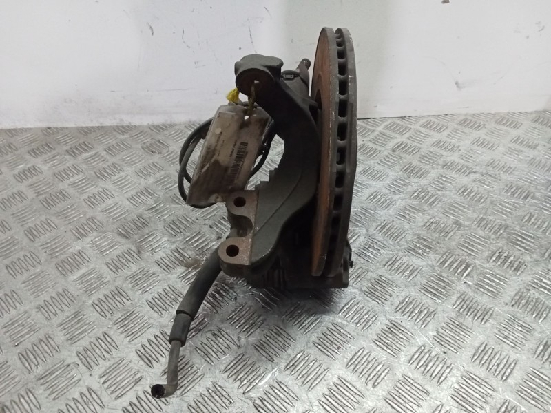 Recambio de mangueta delantera izquierda para peugeot 307 (s1) xr referencia OEM IAM 1606630980  