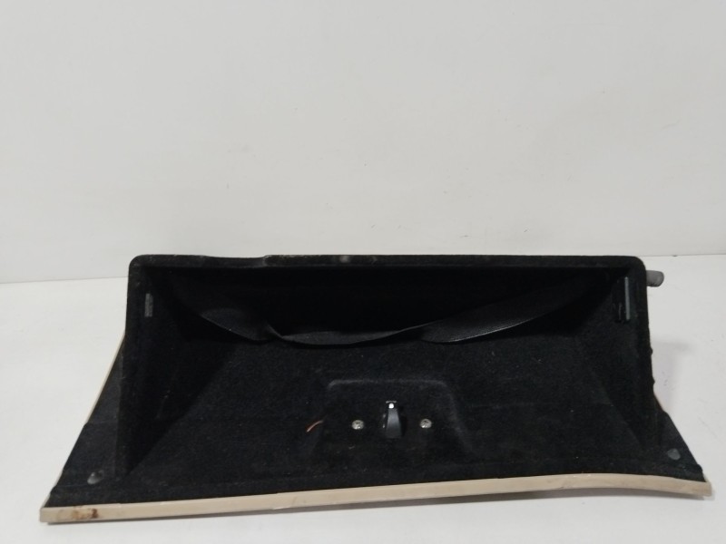 Recambio de guantera para ssangyong rodius i 2.7 xdi 4wd referencia OEM IAM 777002100  