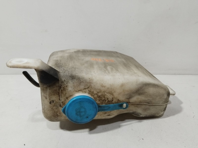 Recambio de deposito limpia para ssangyong rodius i 2.7 xdi 4wd referencia OEM IAM 7841021000  