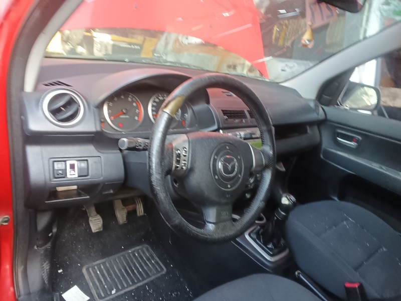 mazda 2 (dy) del año 2004