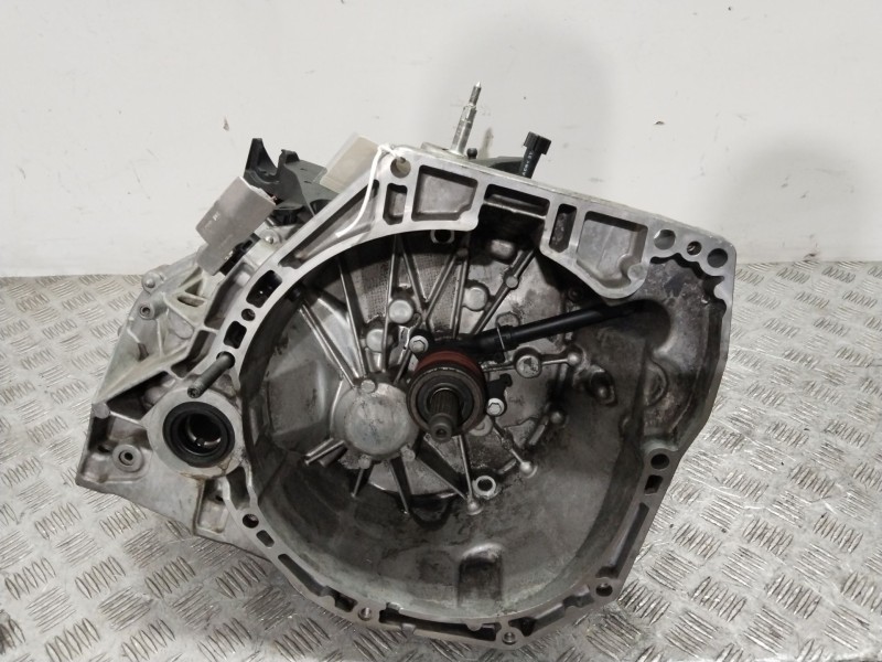 Recambio de caja cambios para nissan qashqai ii (j11, j11_) 1.2 dig-t referencia OEM IAM TL4137  