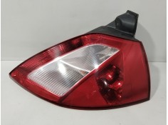 Recambio de piloto trasero derecho para renault megane ii (bm0/1_, cm0/1_) 1.6 16v (bm0c, cm0c) referencia OEM IAM 8200073237  