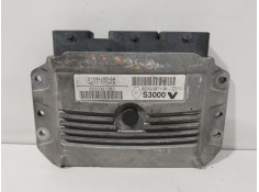 Recambio de centralita motor uce para renault megane ii station wagon (km0/1_) 1.6 referencia OEM IAM 215842882A  