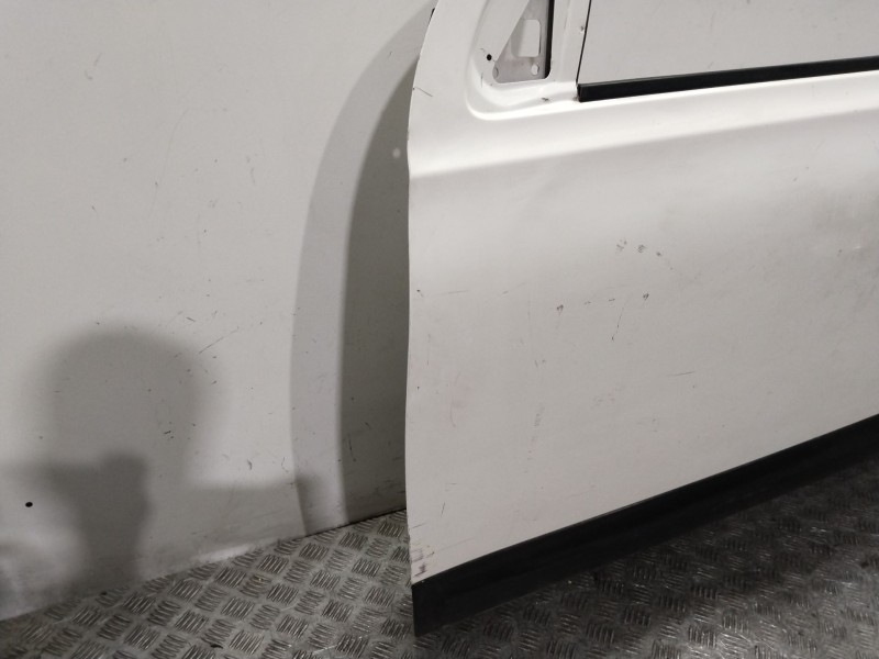 Recambio de puerta delantera izquierda para nissan qashqai (j10) acenta referencia OEM IAM H0101JD0M0  BLANCO