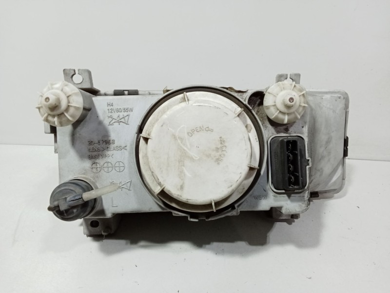 Recambio de faro izquierdo para skoda felicia pickup 1.3 referencia OEM IAM    Recambio de faro izquierdo para skoda felicia pickup 1.3 referencia OEM IAM