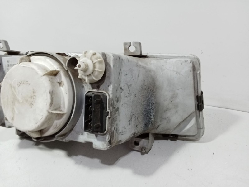 Recambio de faro izquierdo para skoda felicia pickup 1.3 referencia OEM IAM    Recambio de faro izquierdo para skoda felicia pickup 1.3 referencia OEM IAM